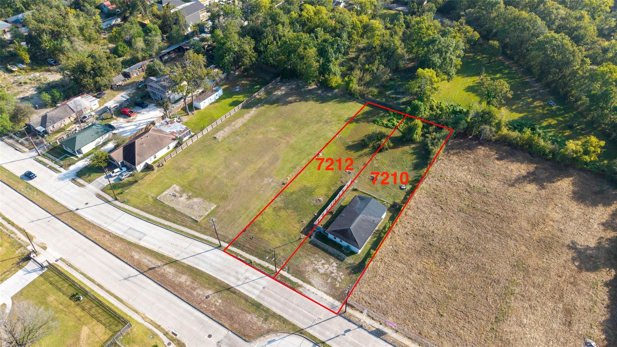 7210 Lockwood Dr