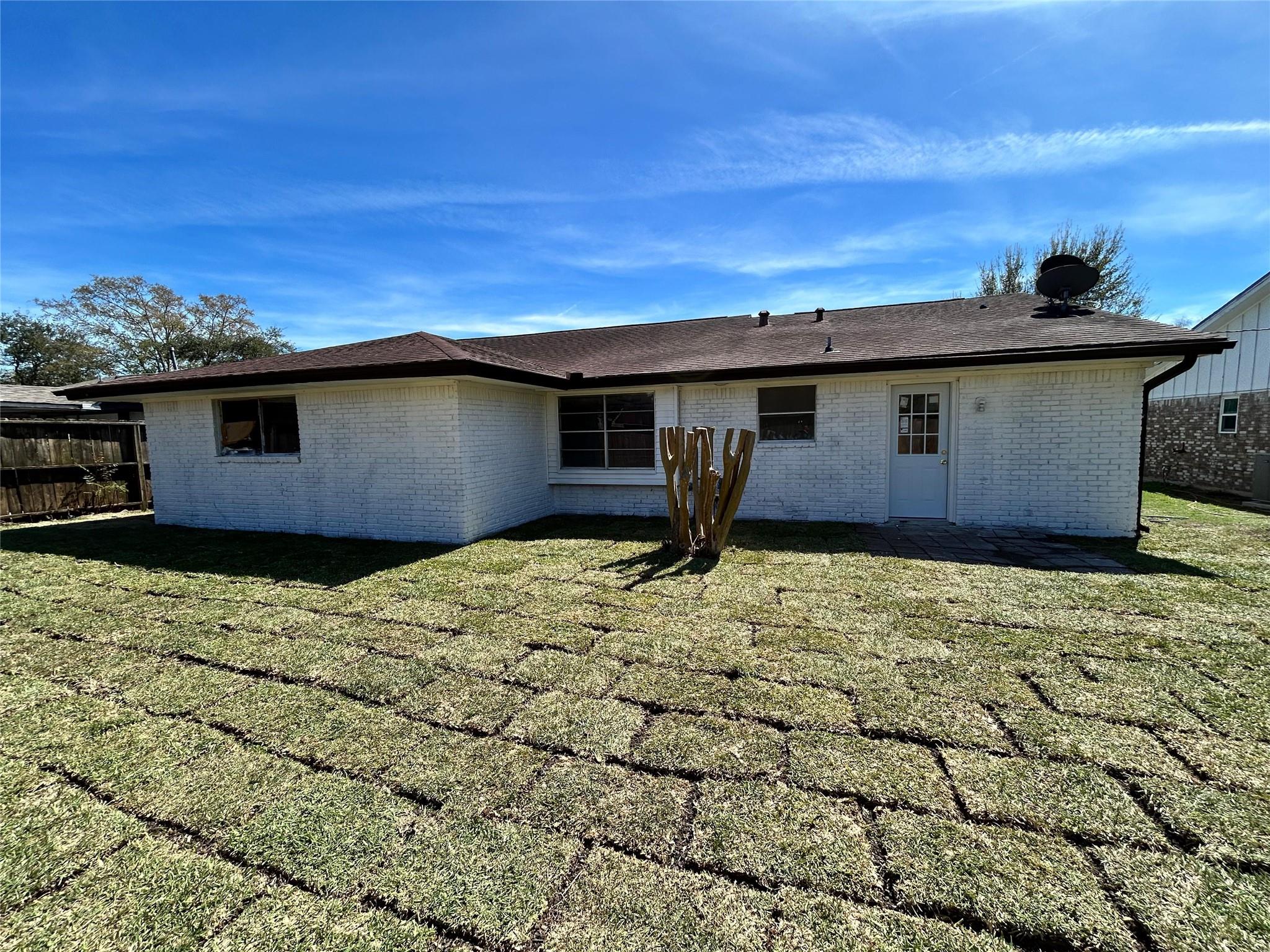 3822 Ebbtide Drive