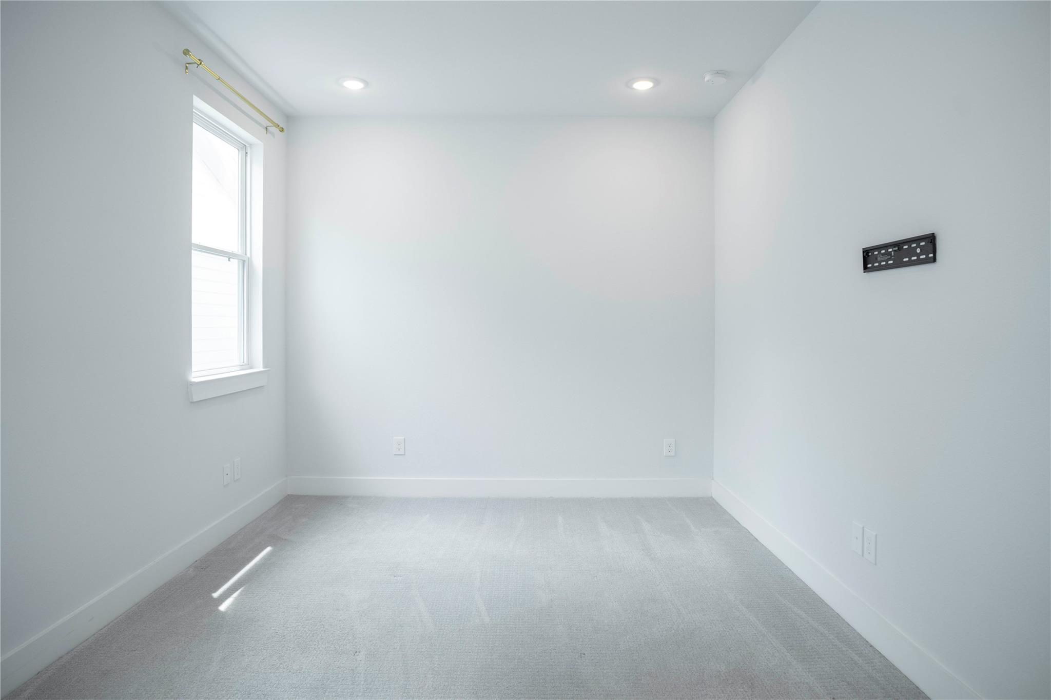 4225 Eli Street