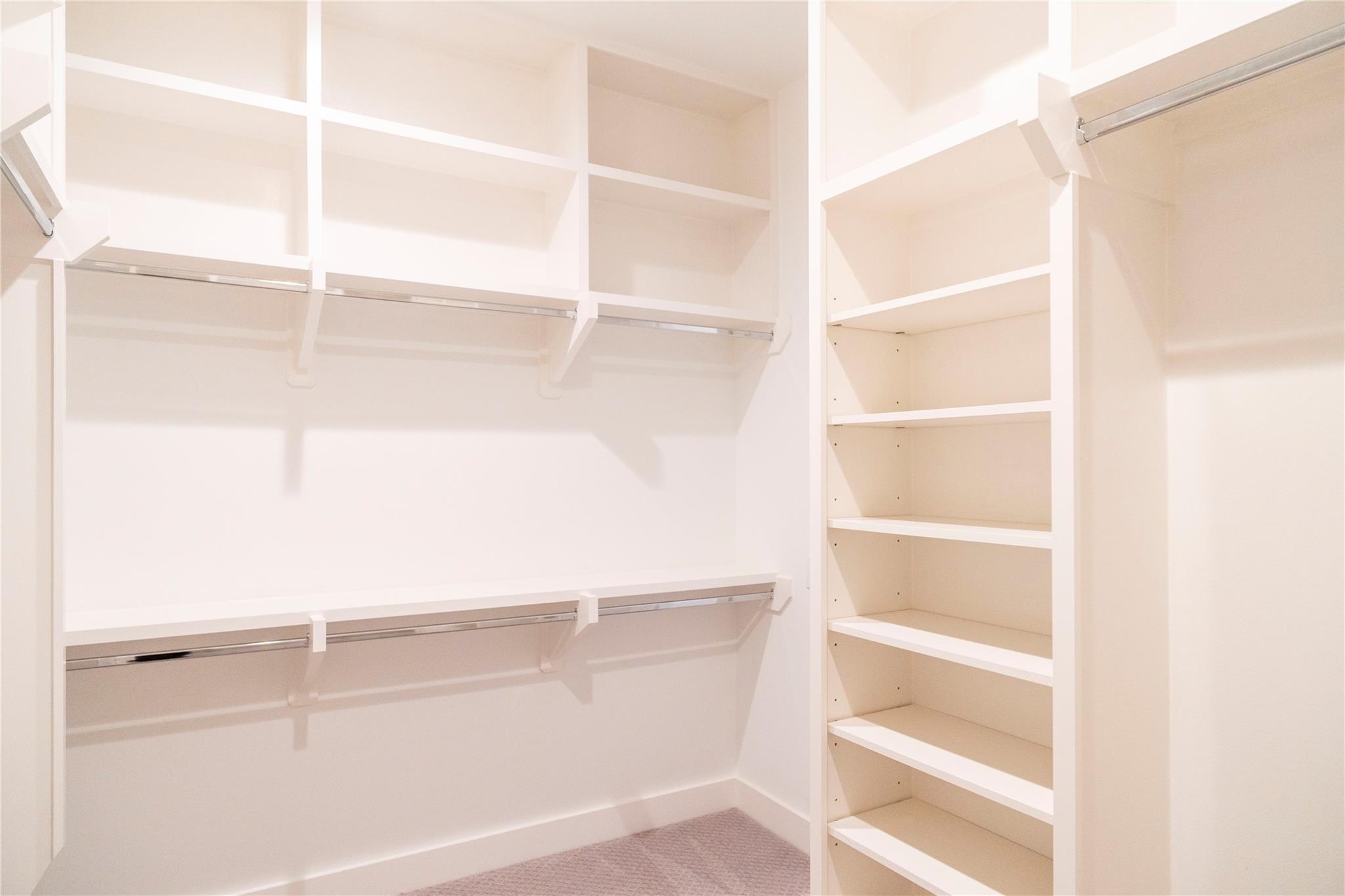 5869 E Post Oak Lane, Houston