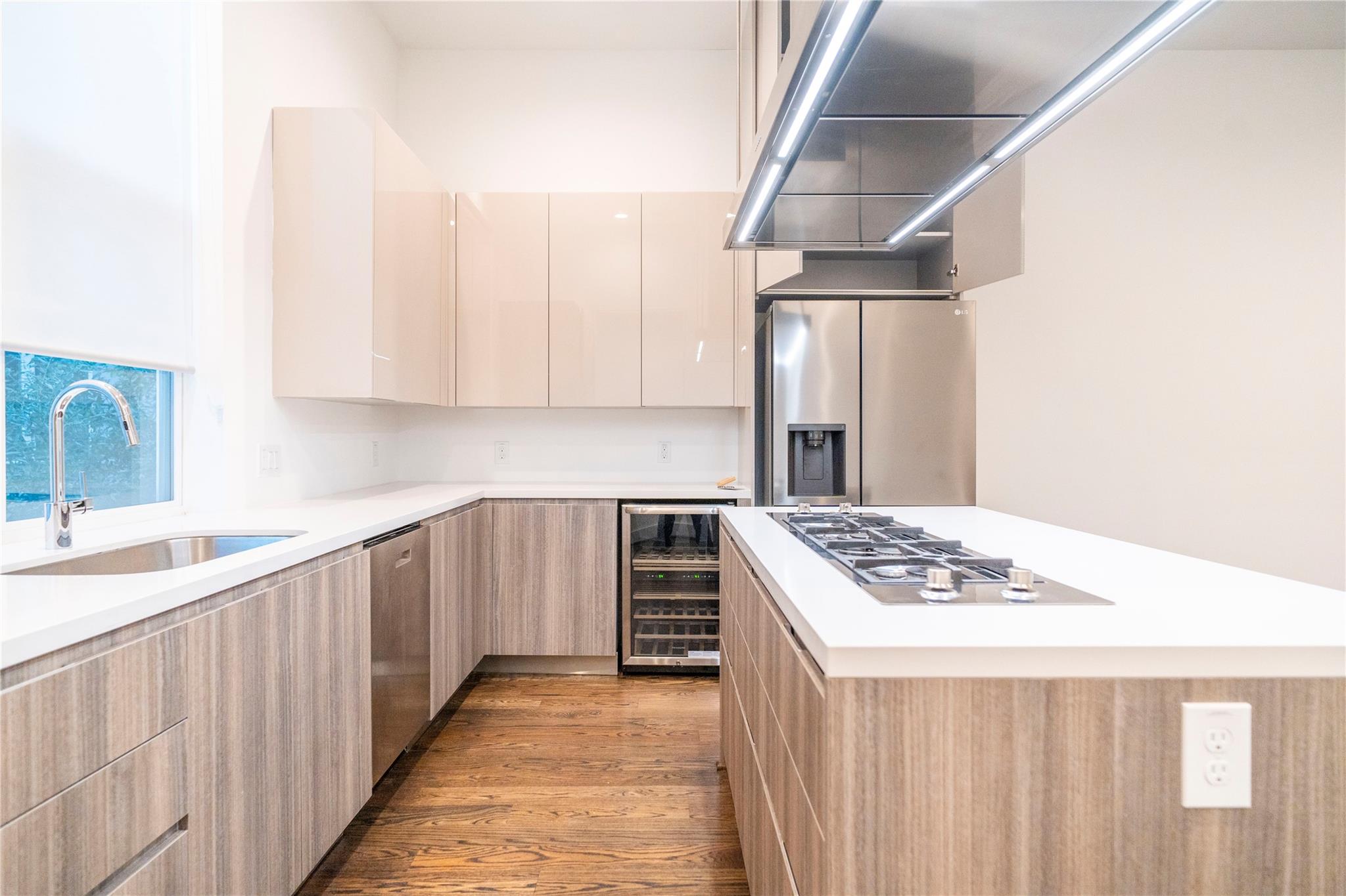 5869 E Post Oak Lane, Houston