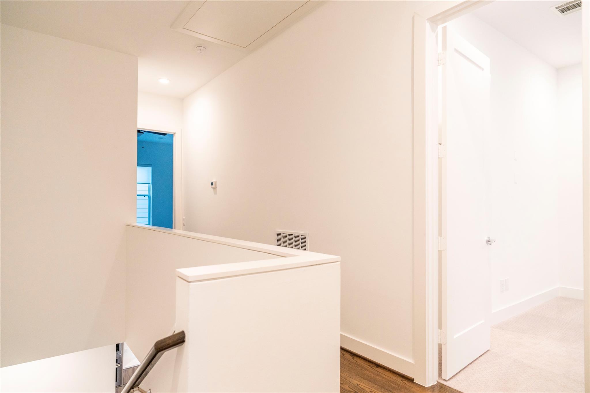 5869 E Post Oak Lane, Houston