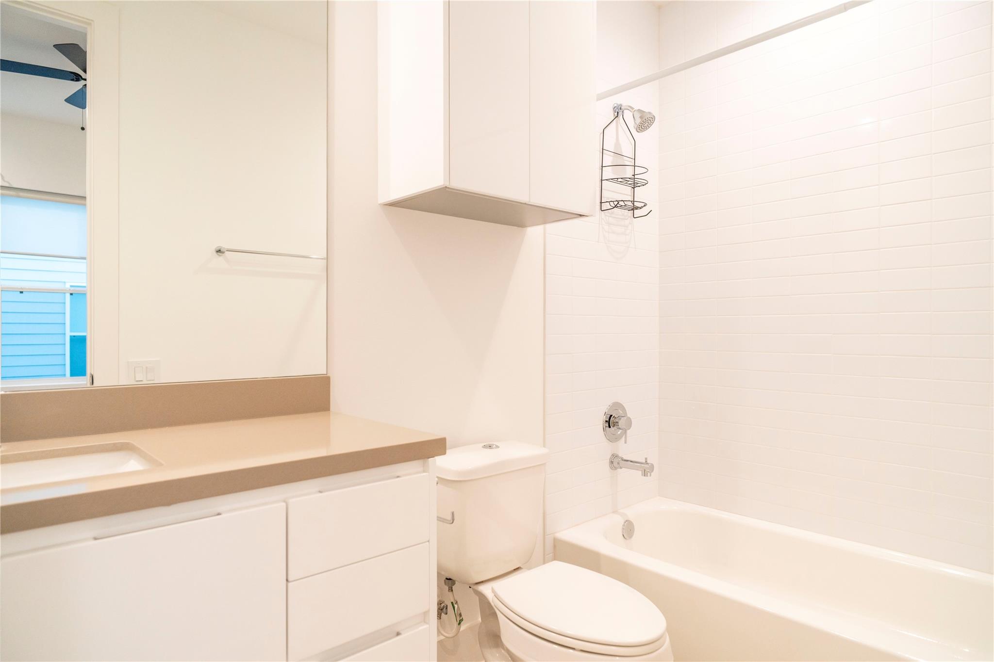 5869 E Post Oak Lane, Houston