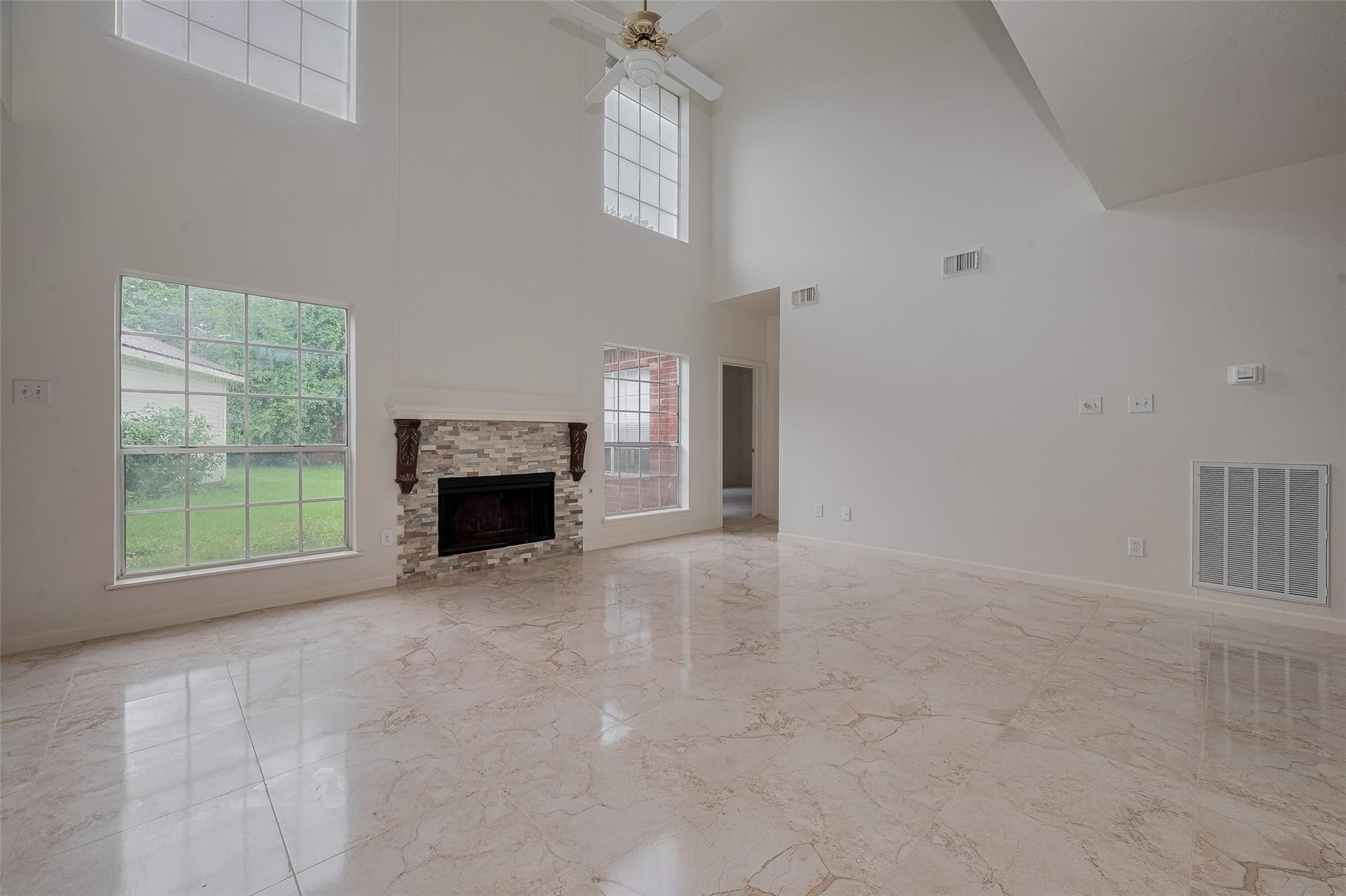1615 Monvale Lane