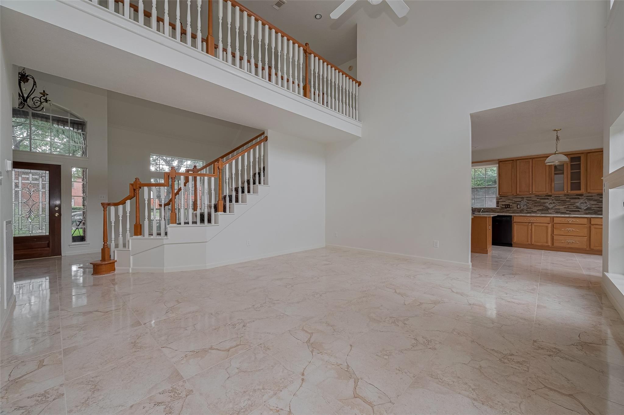 1615 Monvale Lane
