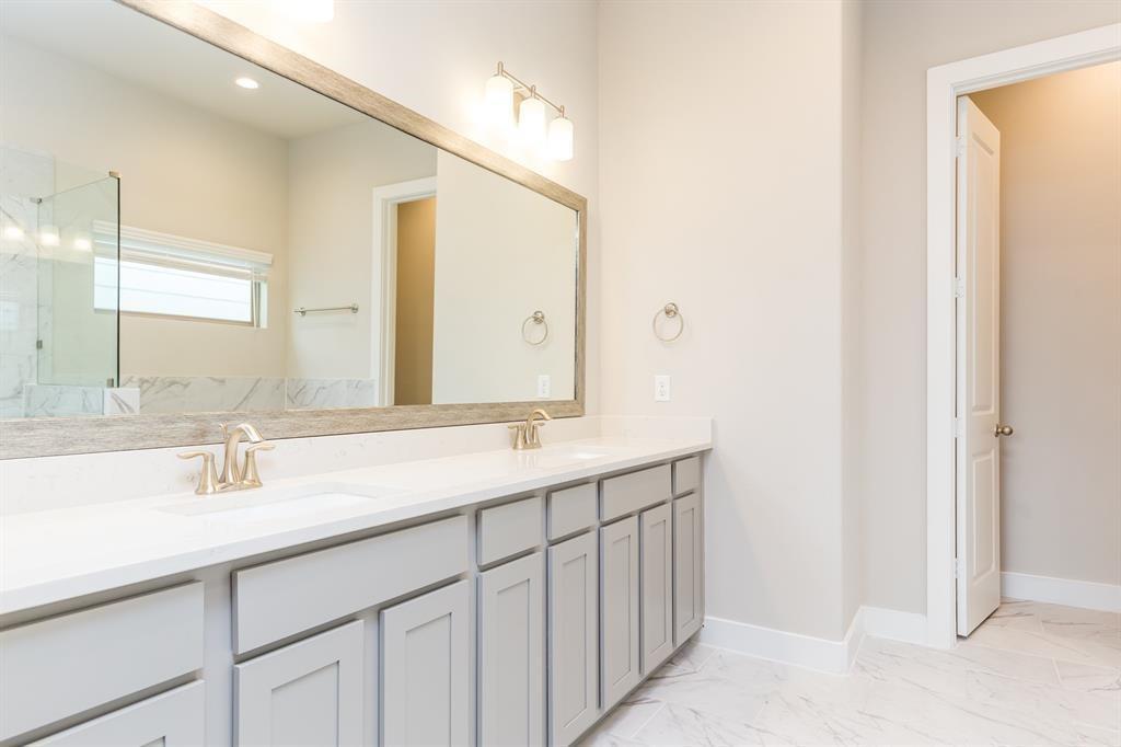 5836 E Post Oak Lane