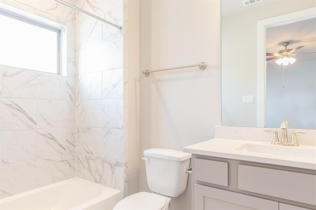 5836 E Post Oak Lane