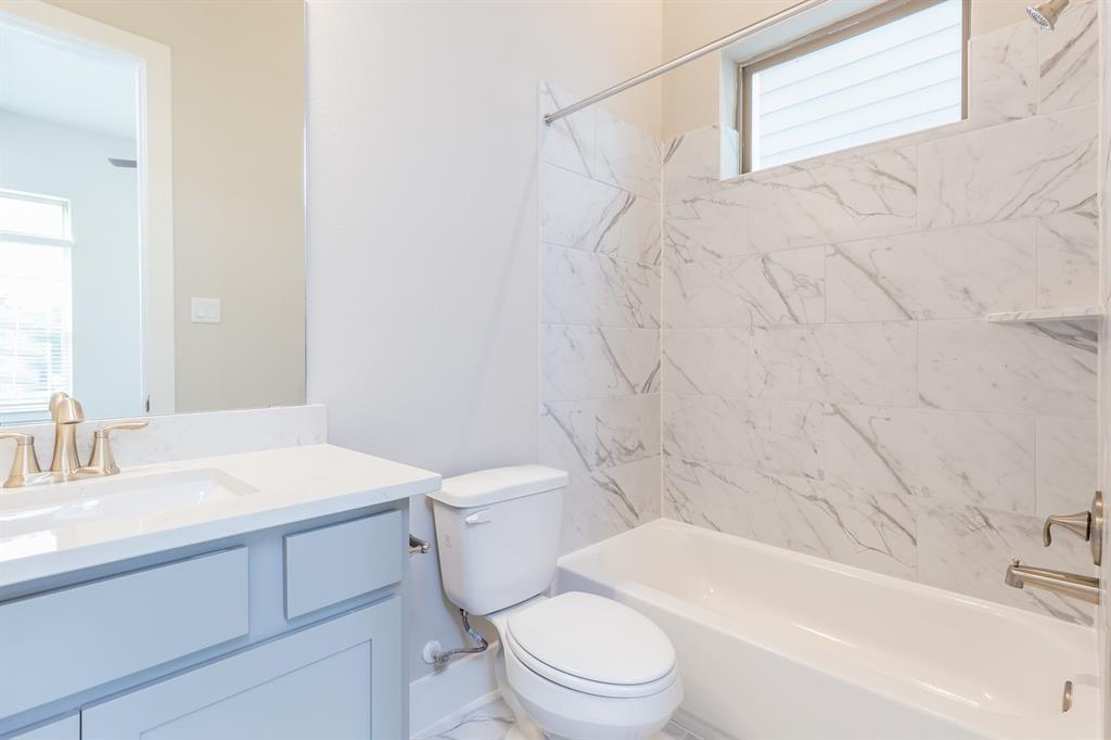 5836 E Post Oak Lane