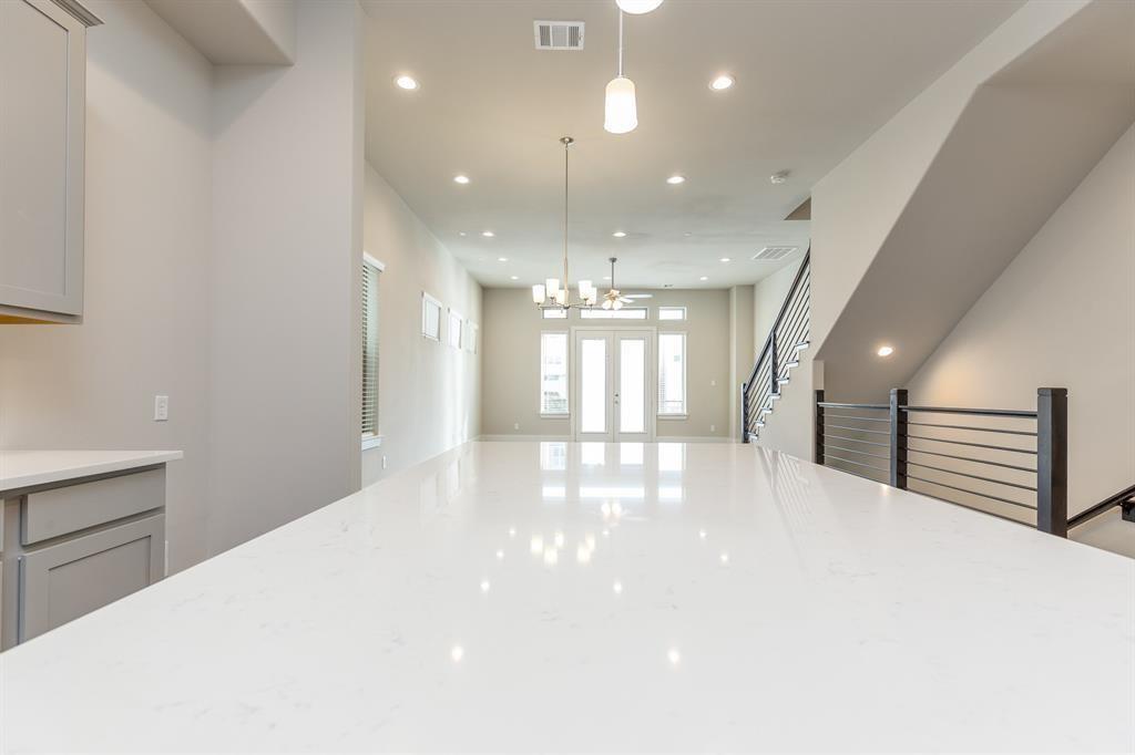 5836 E Post Oak Lane