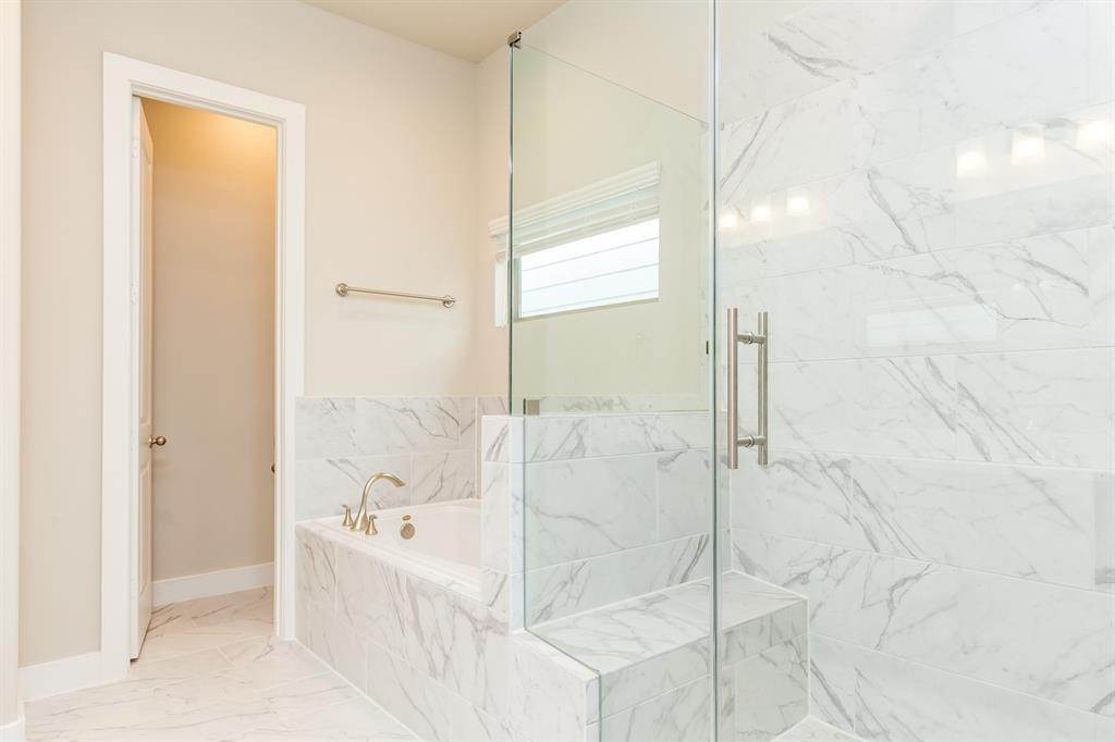 5836 E Post Oak Lane