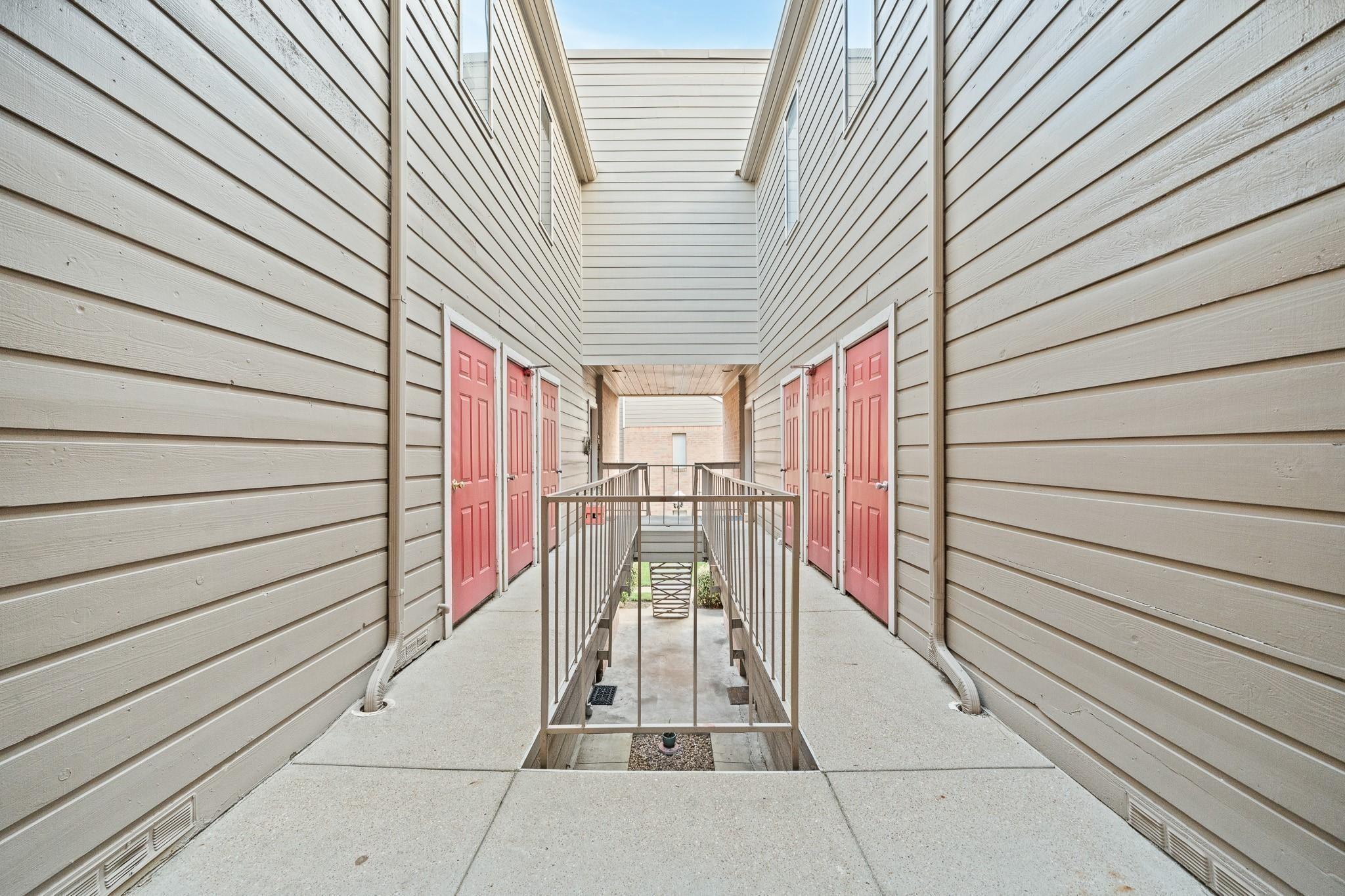2023 Gentryside Drive # 204