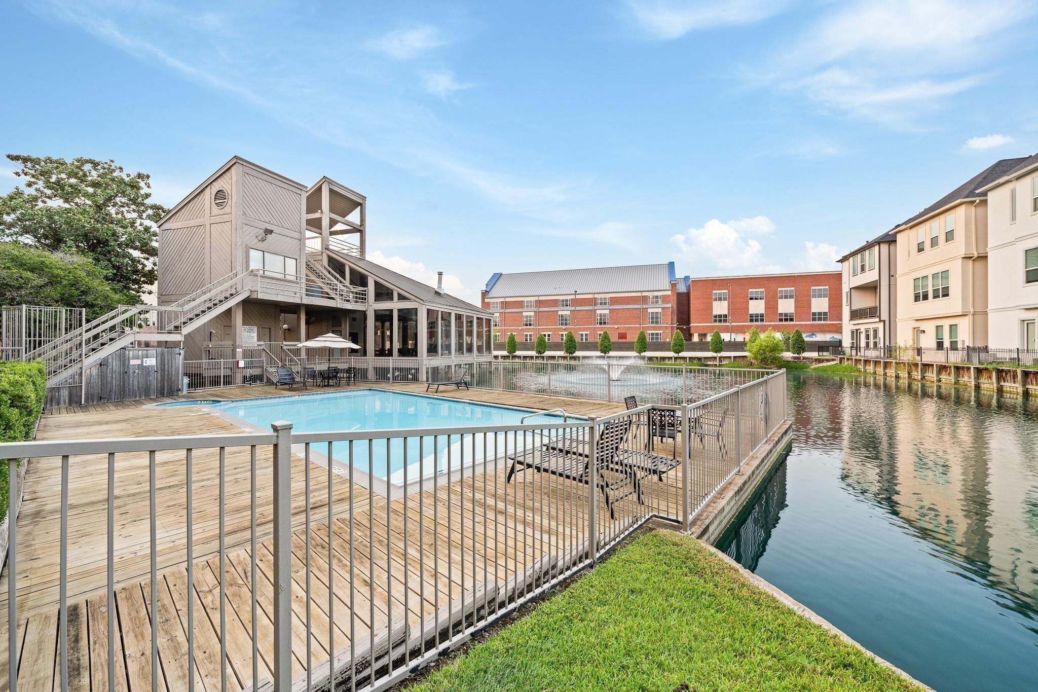 2023 Gentryside Drive # 204