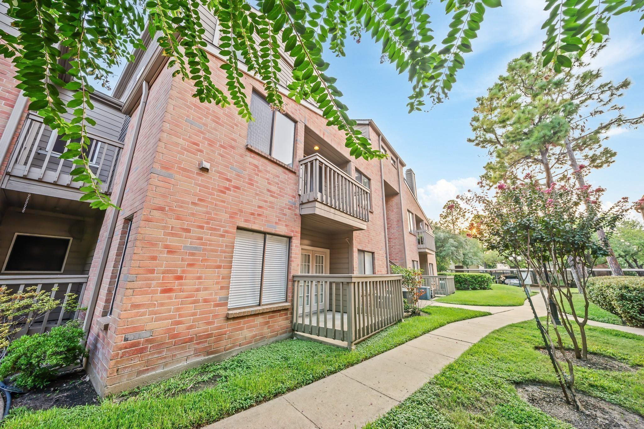 2023 Gentryside Drive # 204
