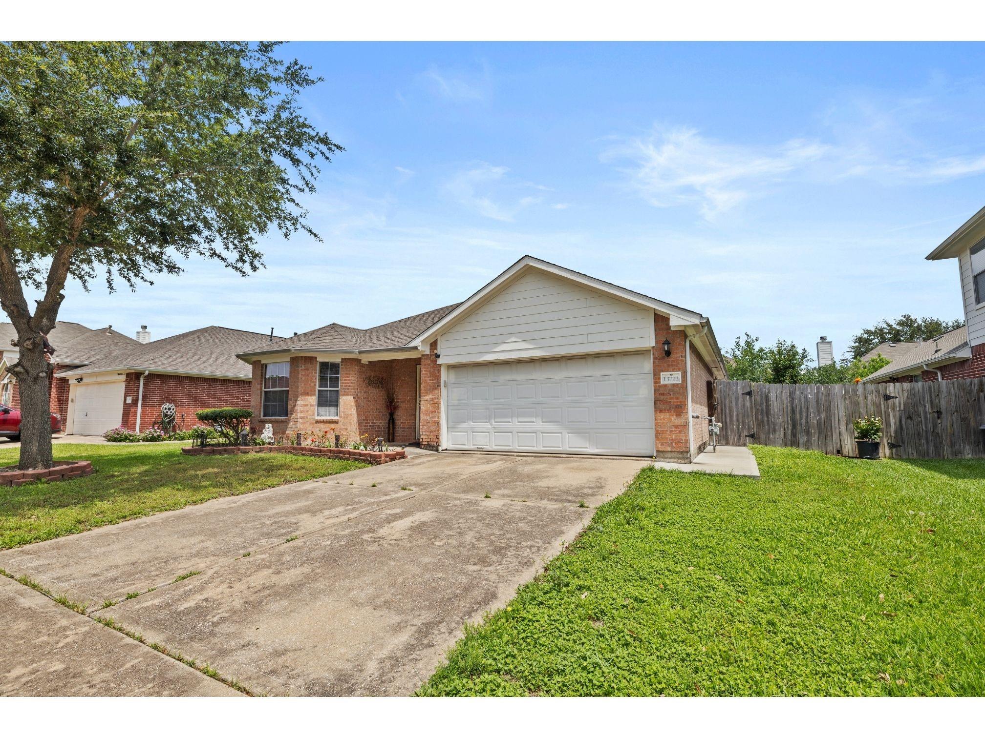 13722 Branford Greens Drive