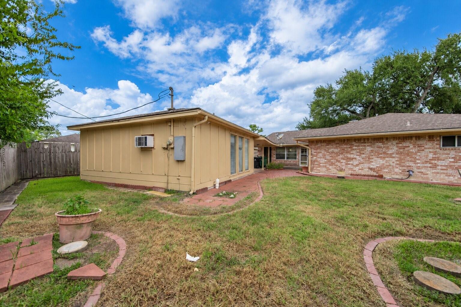 9315 Triola Lane