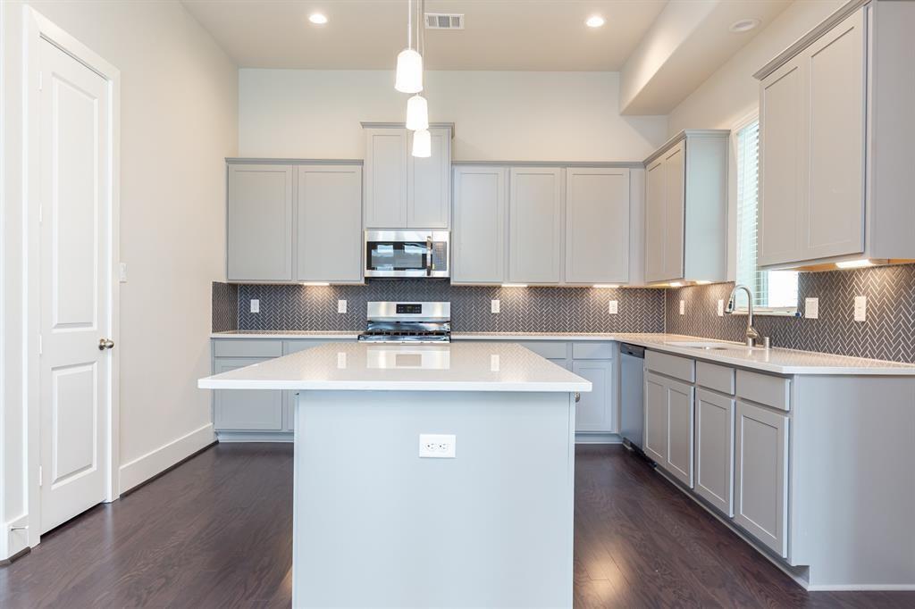 5836 E Post Oak Lane