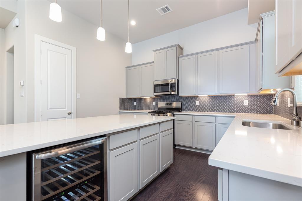 5836 E Post Oak Lane