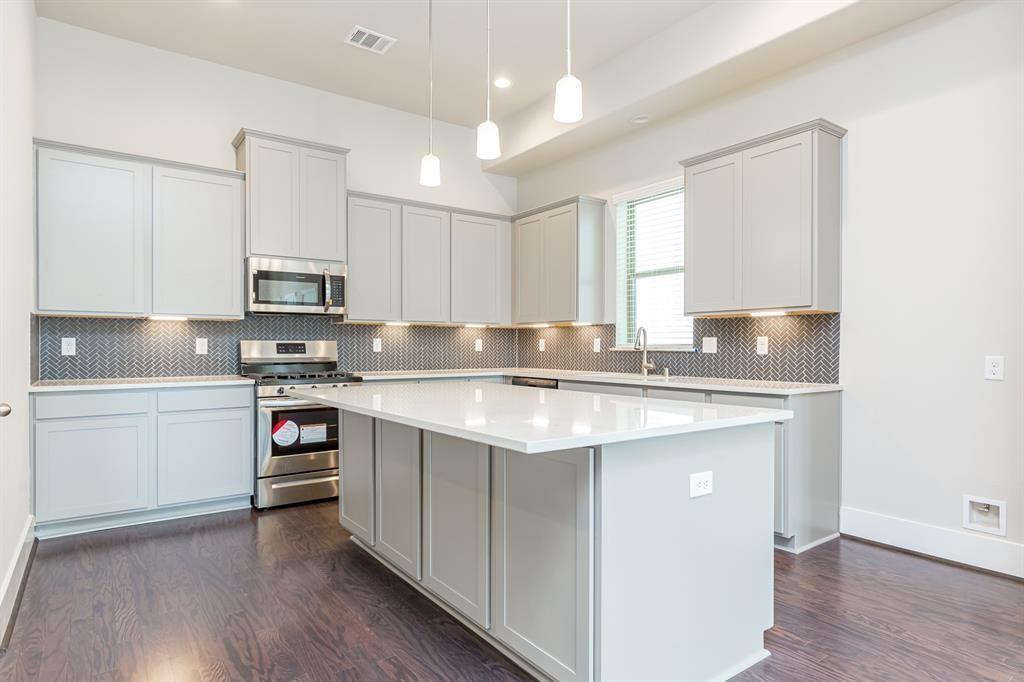 5836 E Post Oak Lane