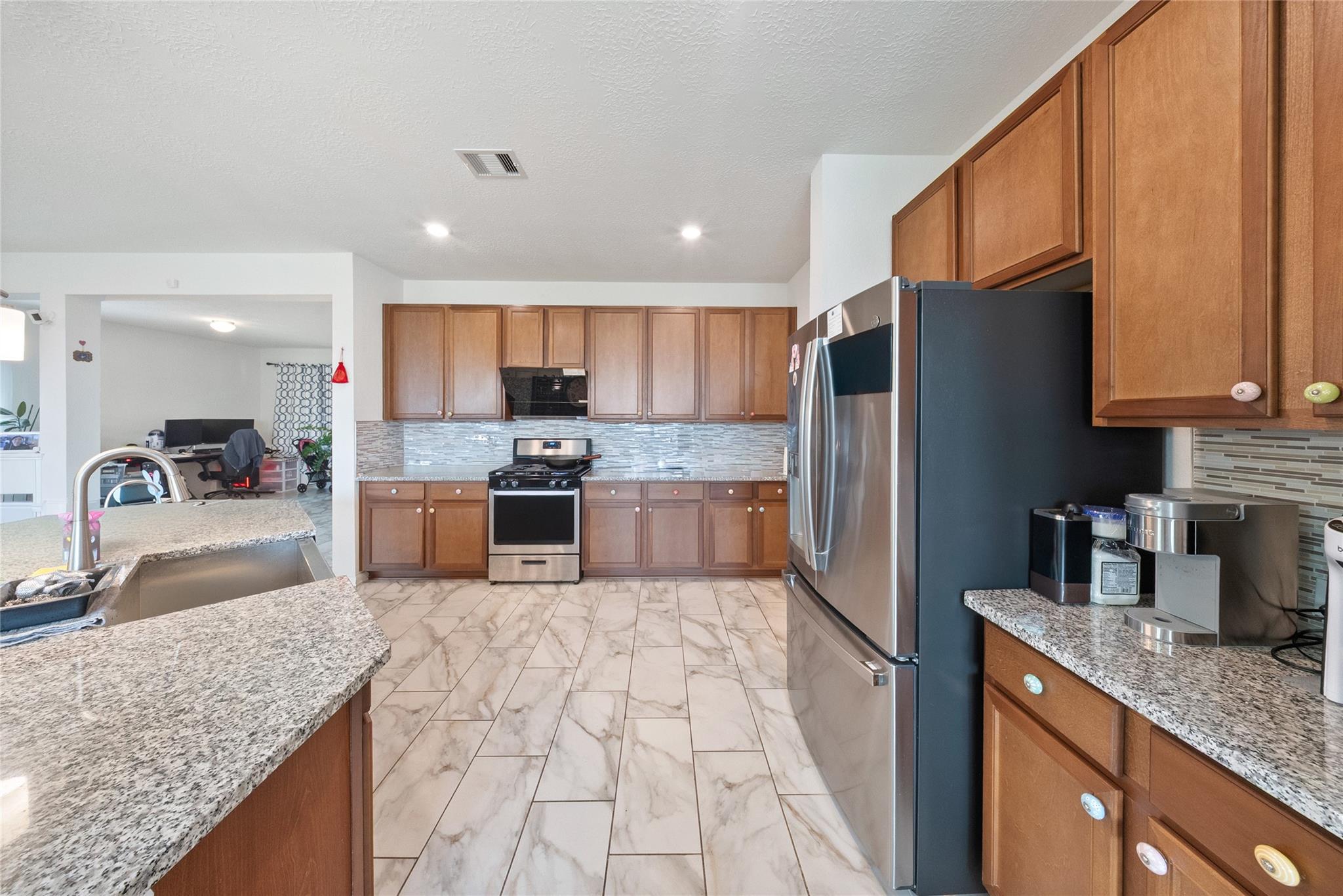 25630 Reign Wayman Ct Court