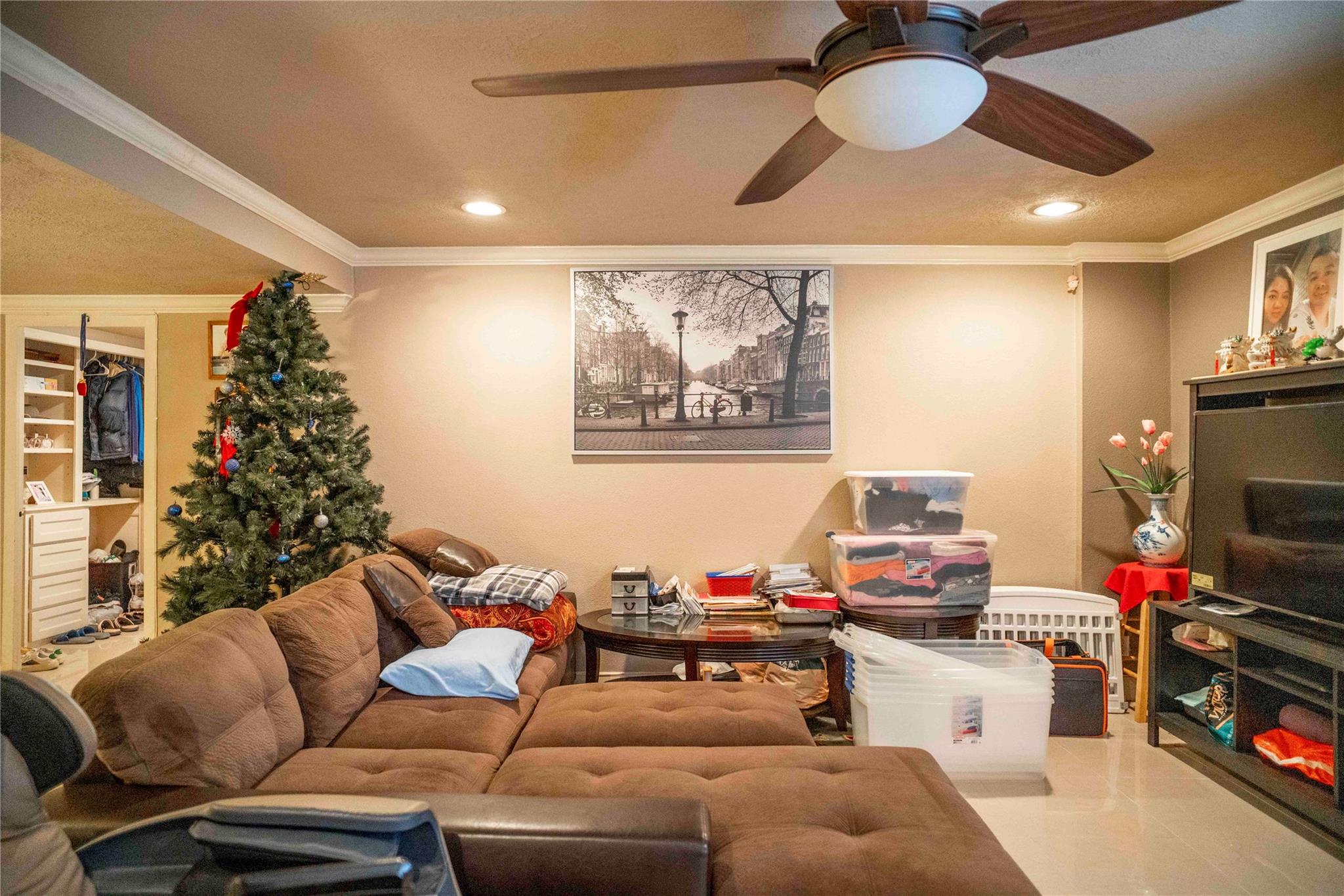 7510 Hornwood Drive # 204