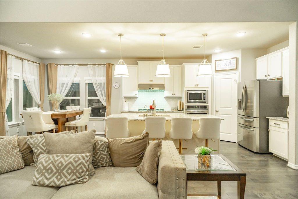 3419 Cabernet Shores Drive