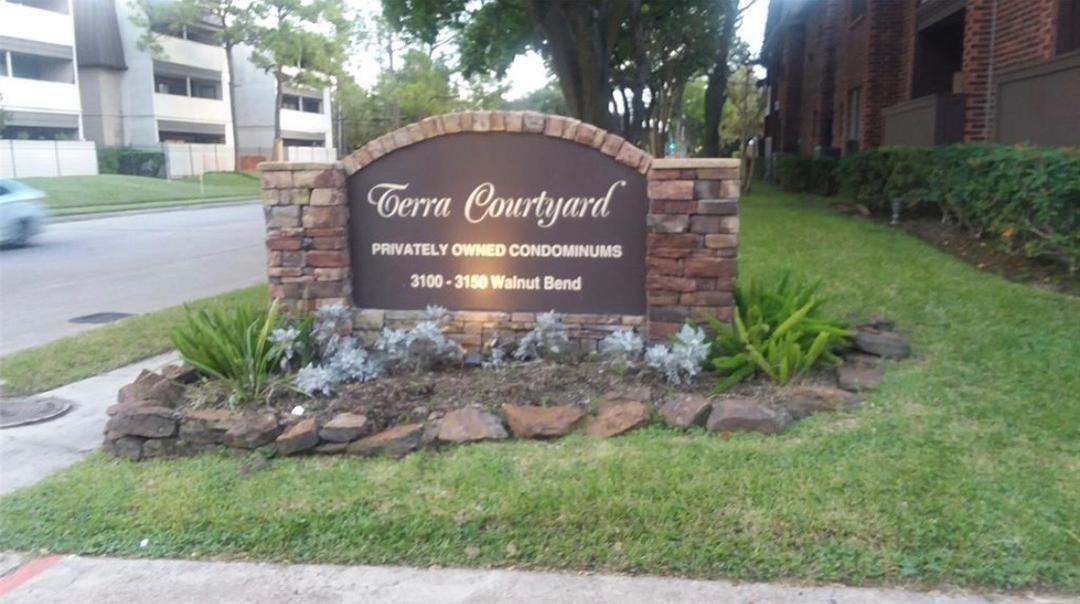 3100 Walnut Bend Lane # 309