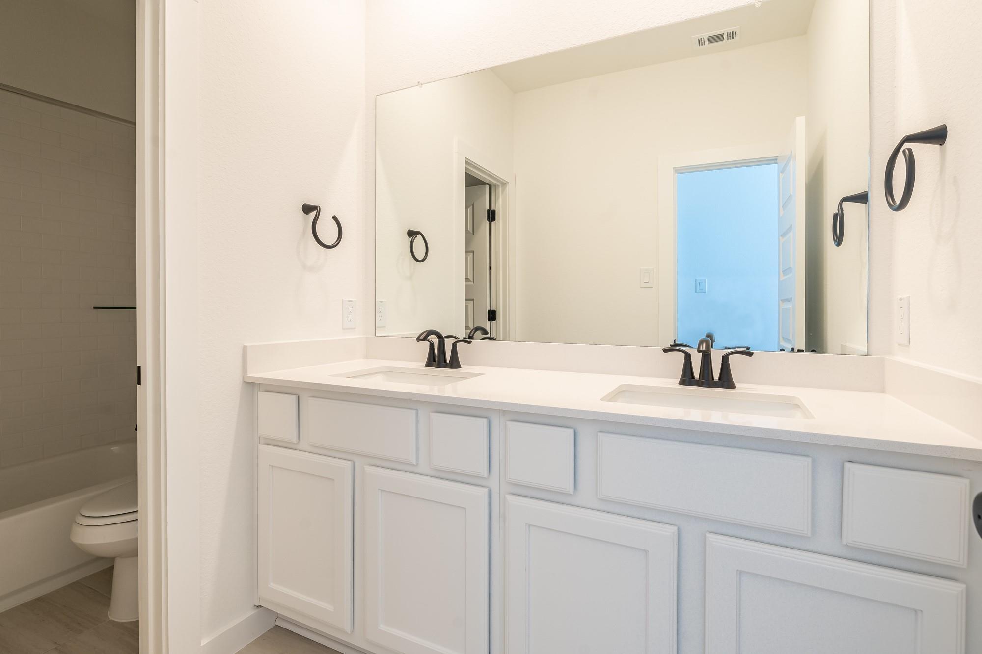 6522 Bramble Cove Lane