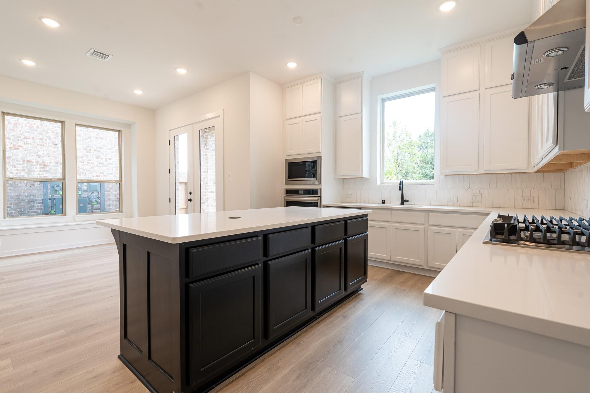 6522 Bramble Cove Lane