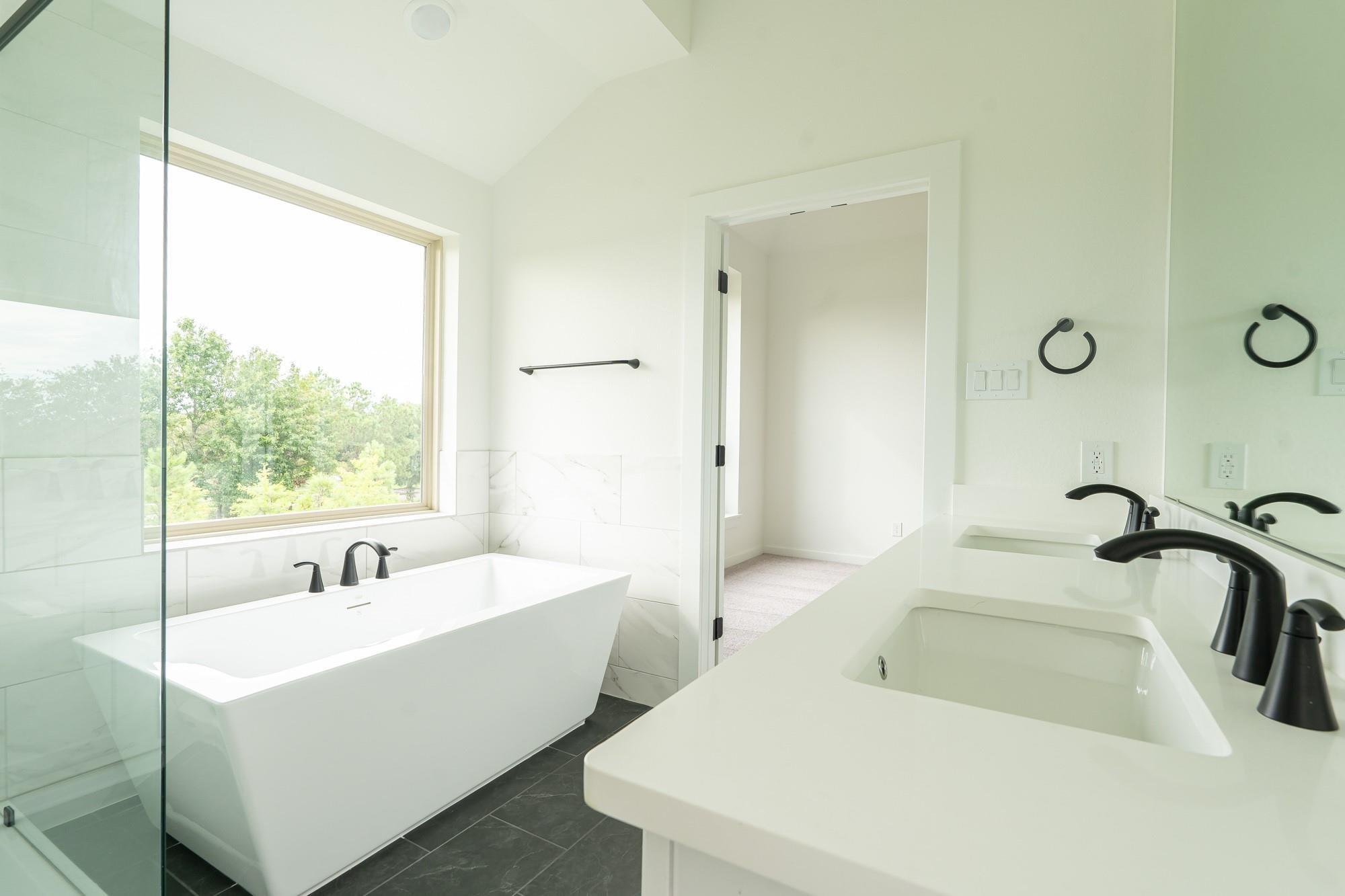 6522 Bramble Cove Lane