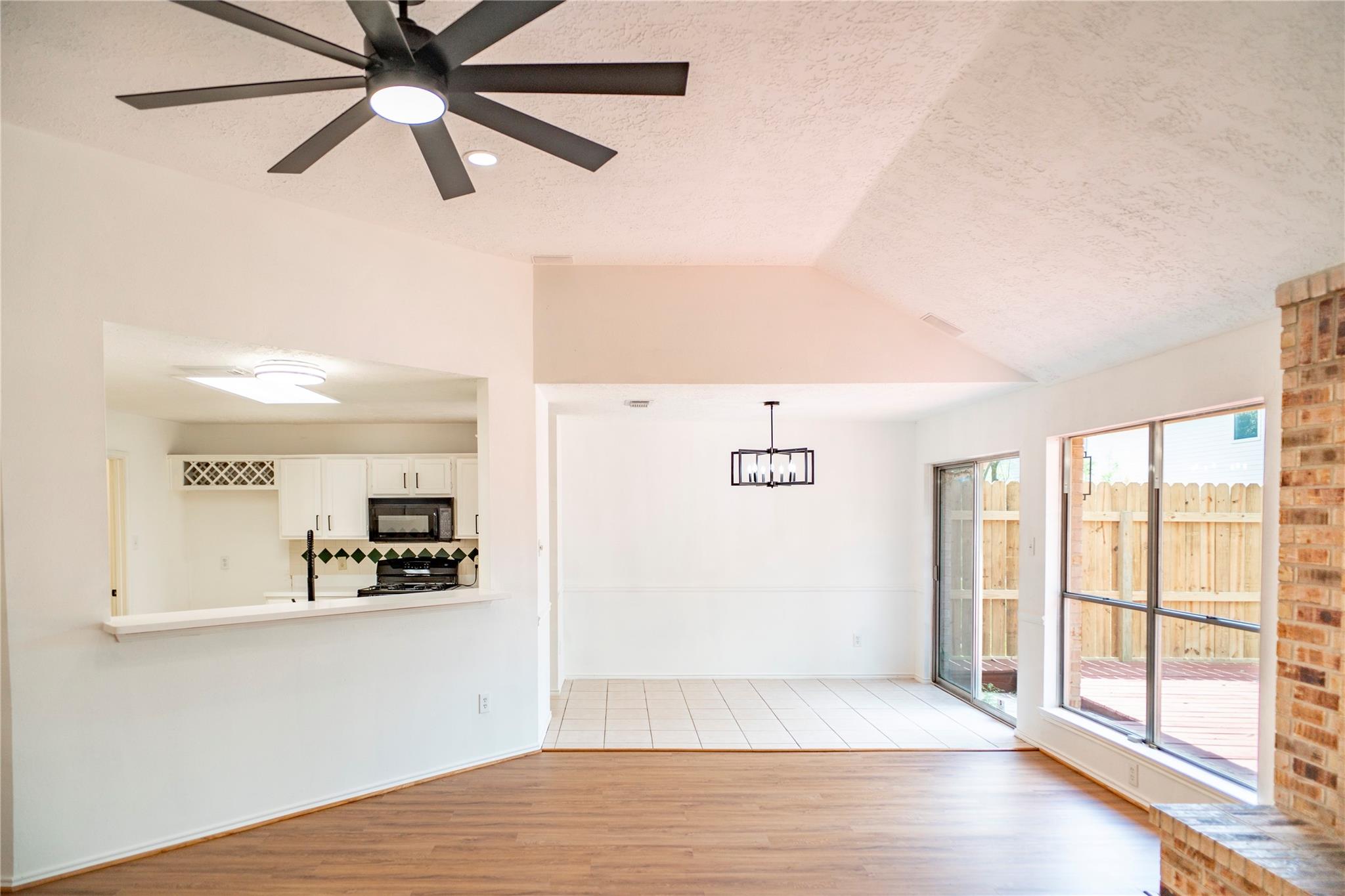 16342 Maple Downs Ln