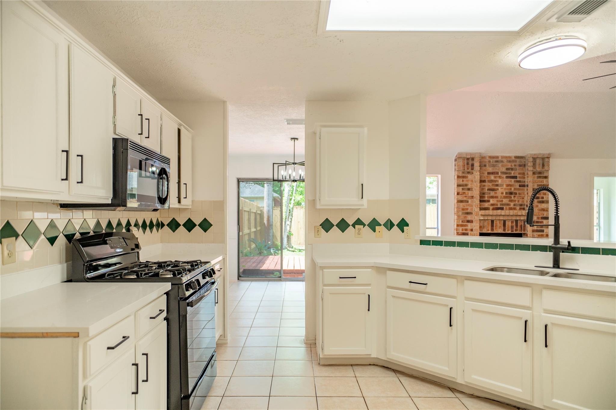 16342 Maple Downs Ln