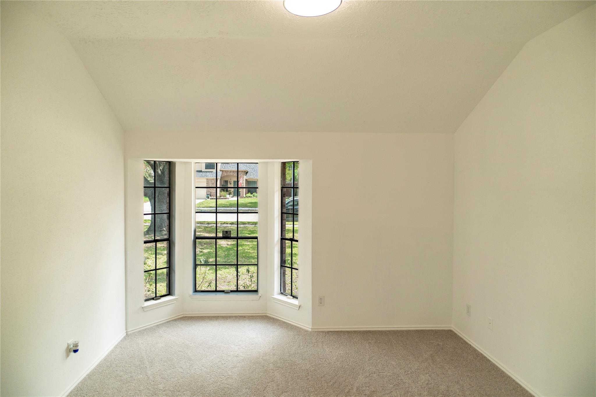 16342 Maple Downs Ln