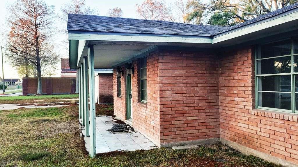 18219 Kings Lynn Street