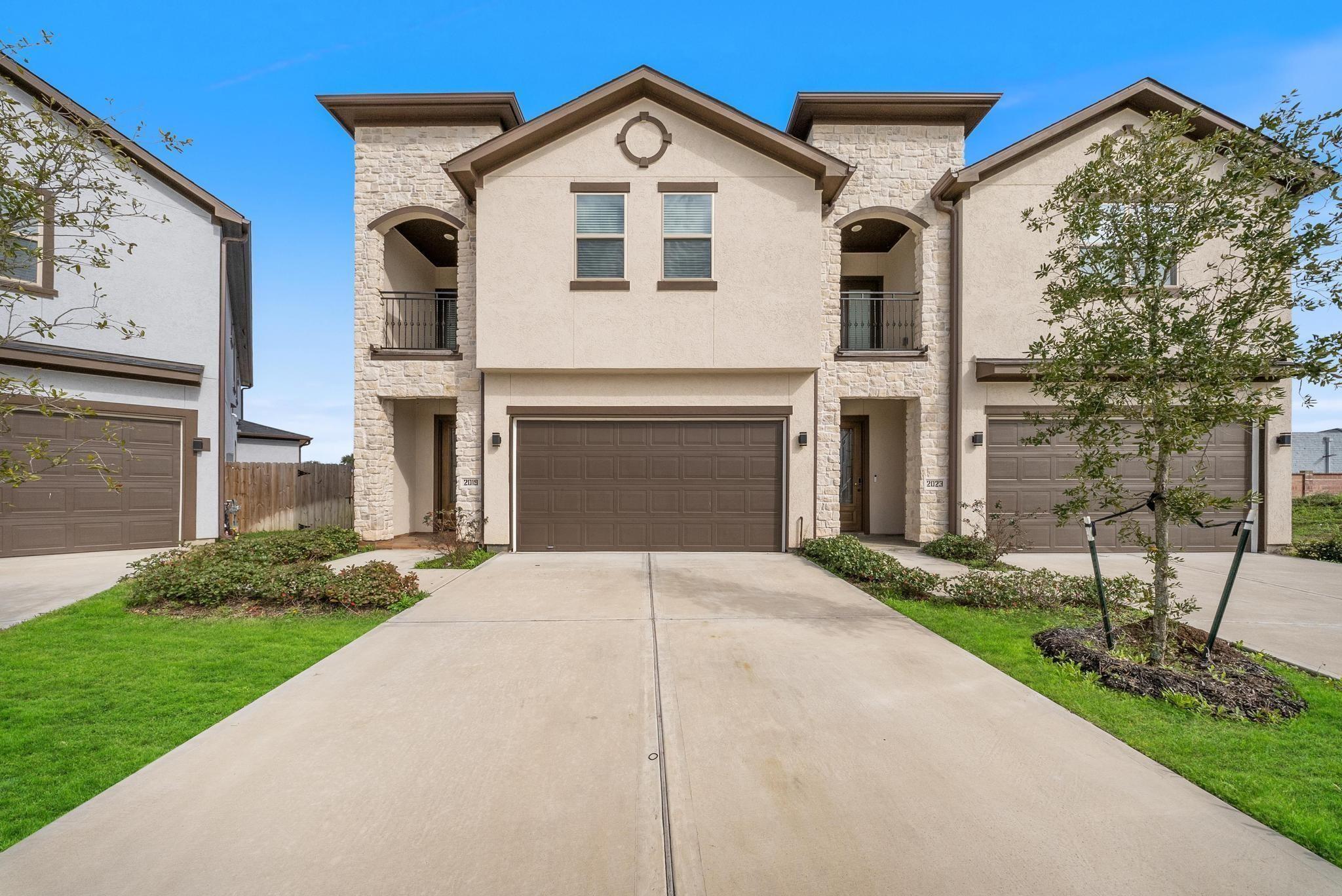 2019 Olivos Street