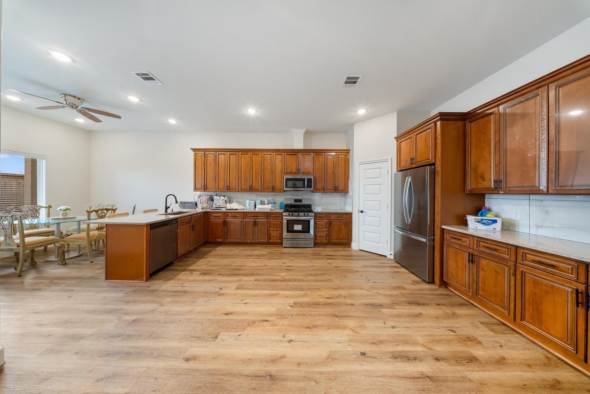 2019 Olivos Street