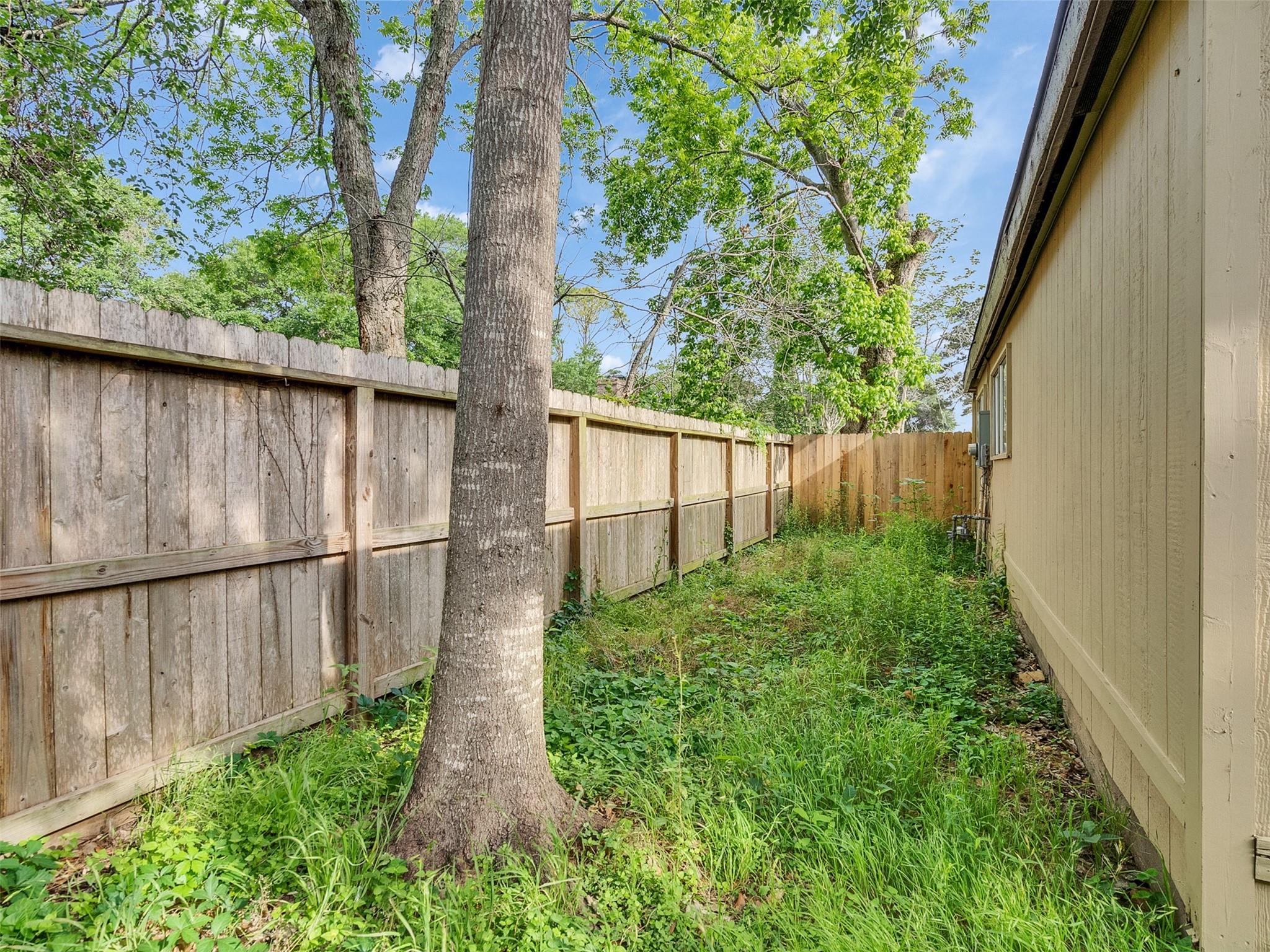 1912 Tremont Court