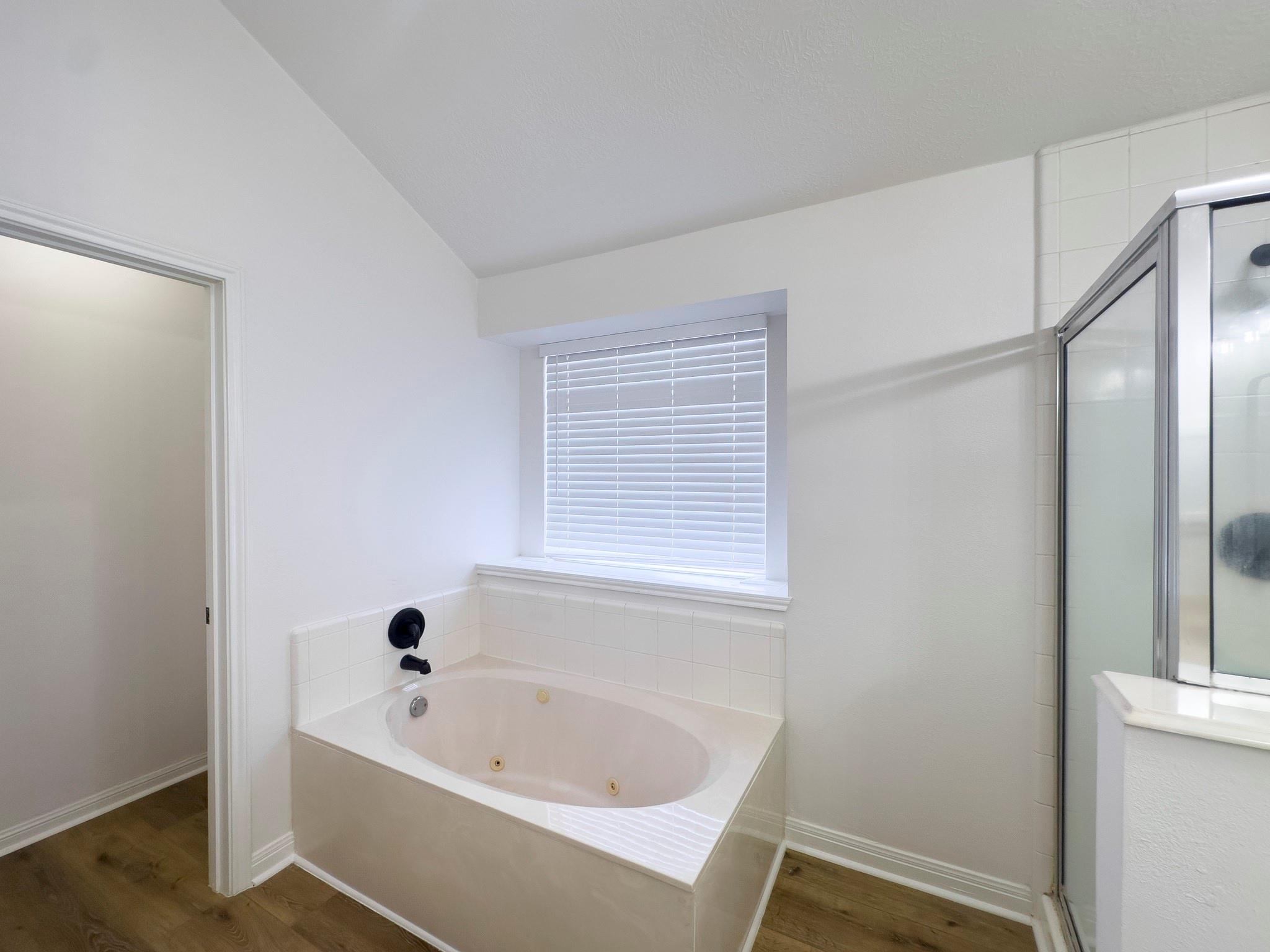 16406 Ginger Run Way