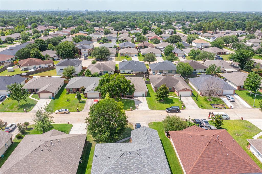 7815 Brook Trail Circle