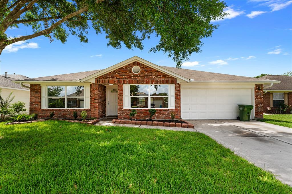 7815 Brook Trail Circle