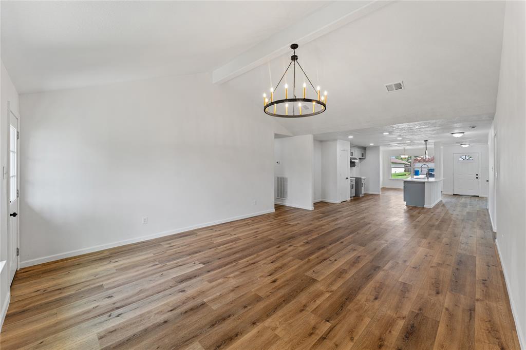 7815 Brook Trail Circle