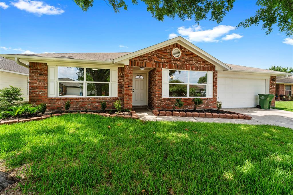 7815 Brook Trail Circle