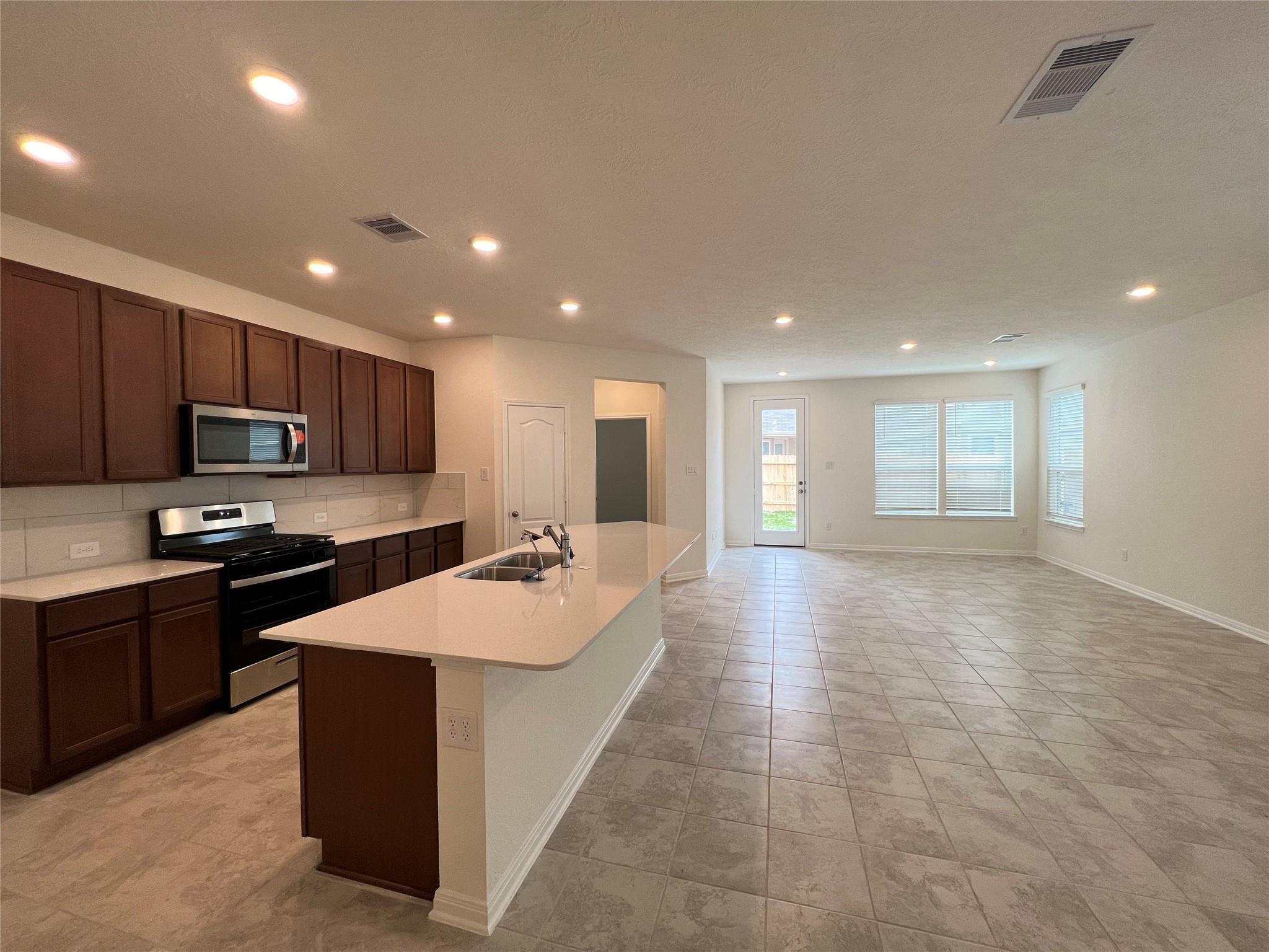 2107 Katalonia Lane