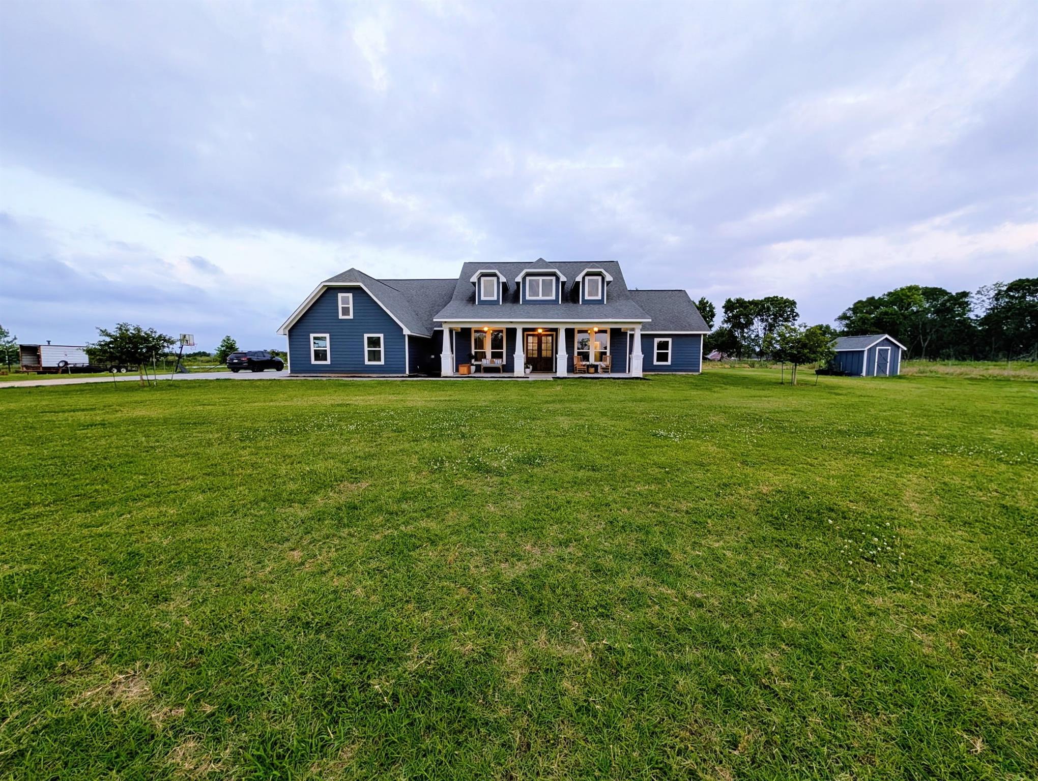 406 County Road 100