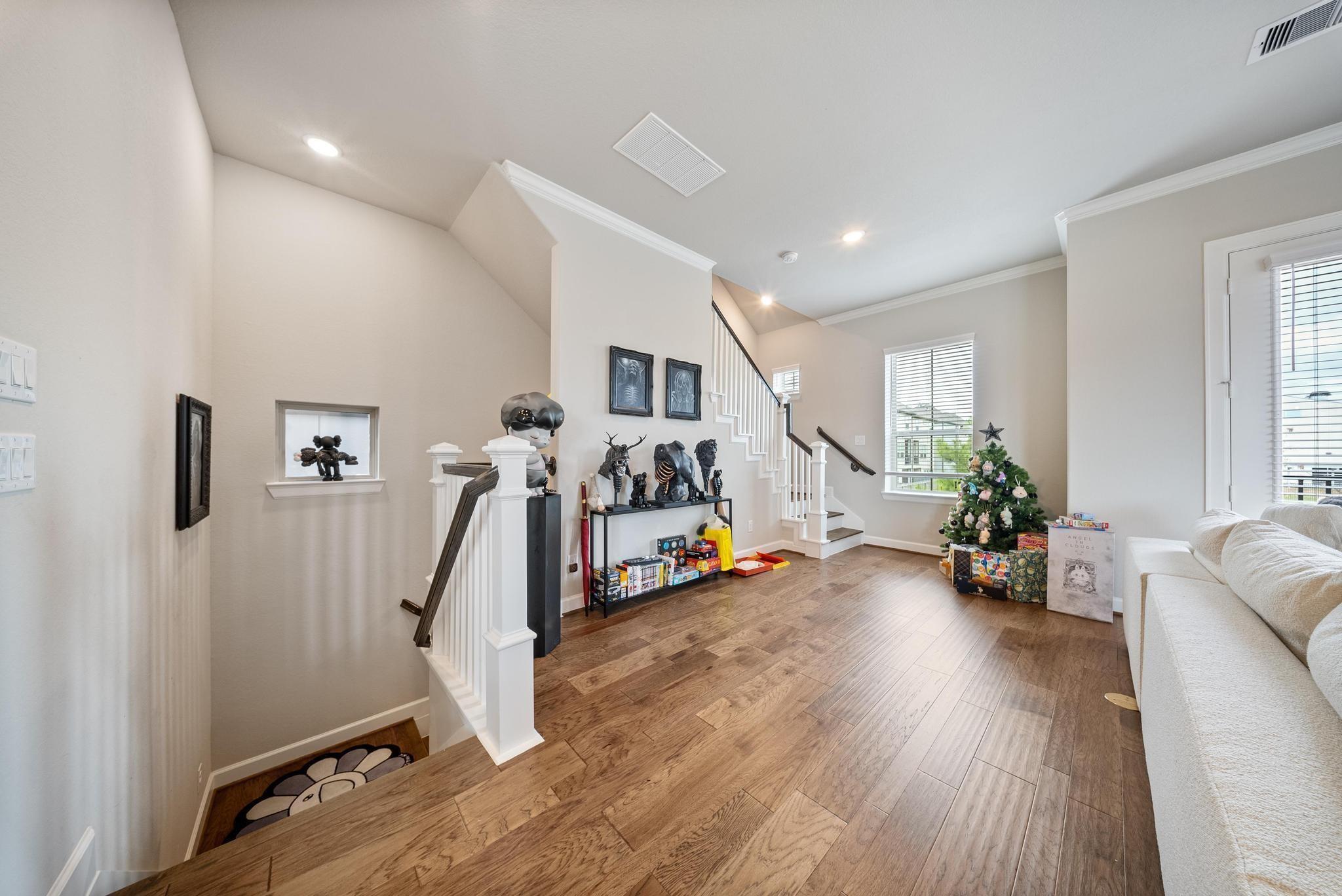 10605 Centre Green Way
