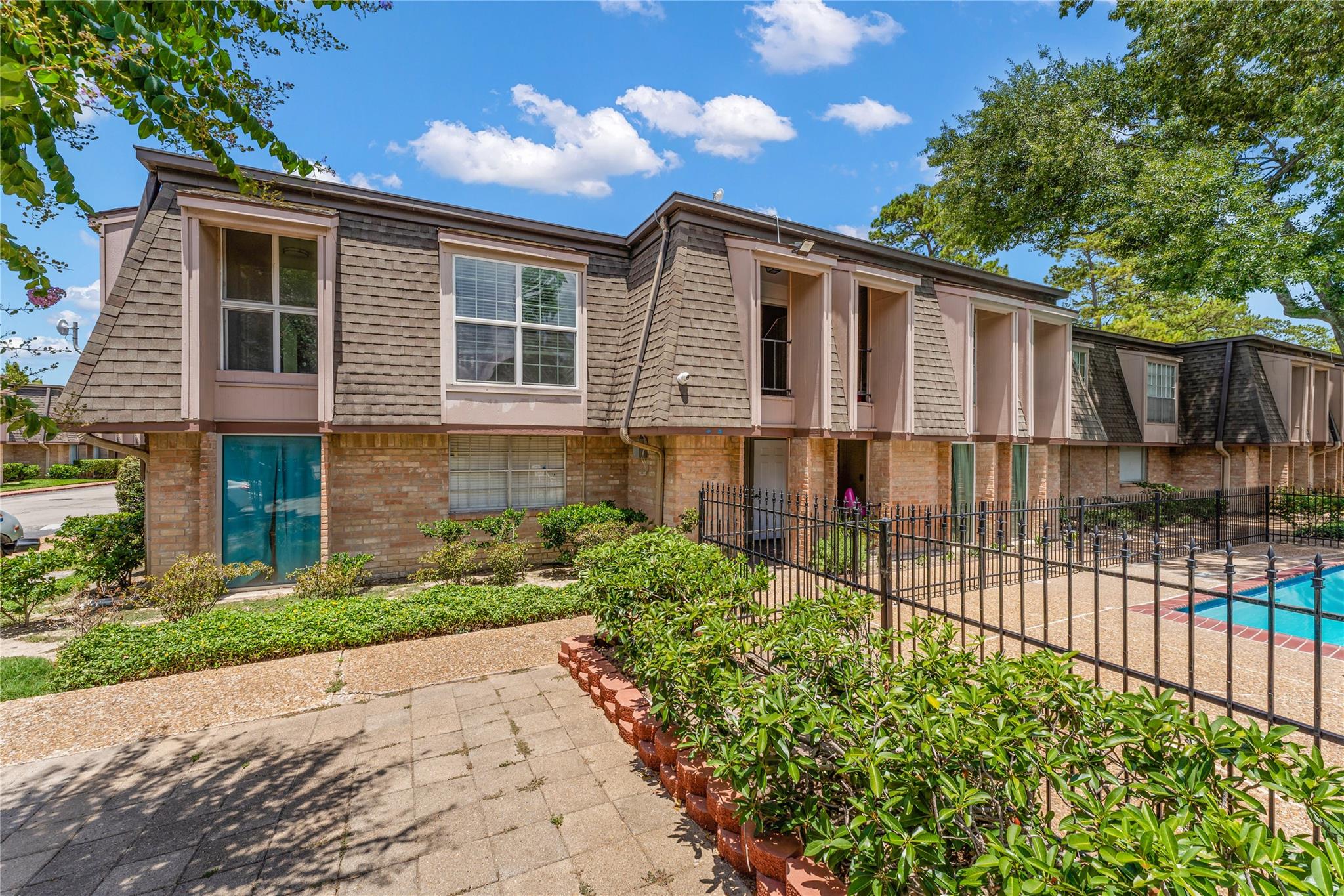 12633 Memorial Drive # 50