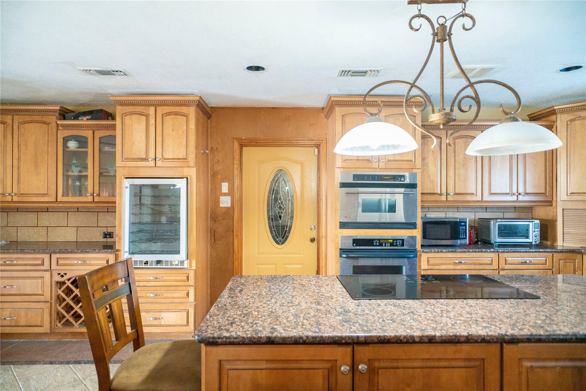 890 Rattlesnake Road