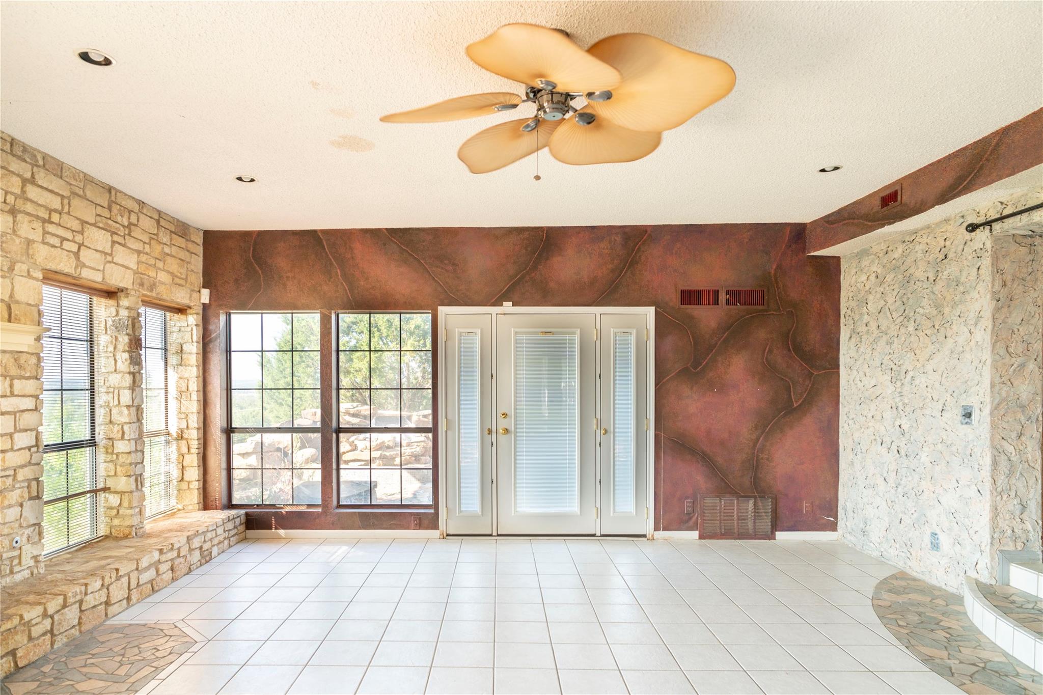 890 Rattlesnake Road