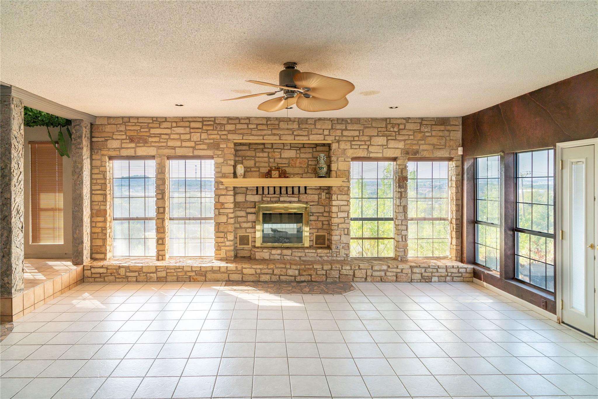 890 Rattlesnake Road