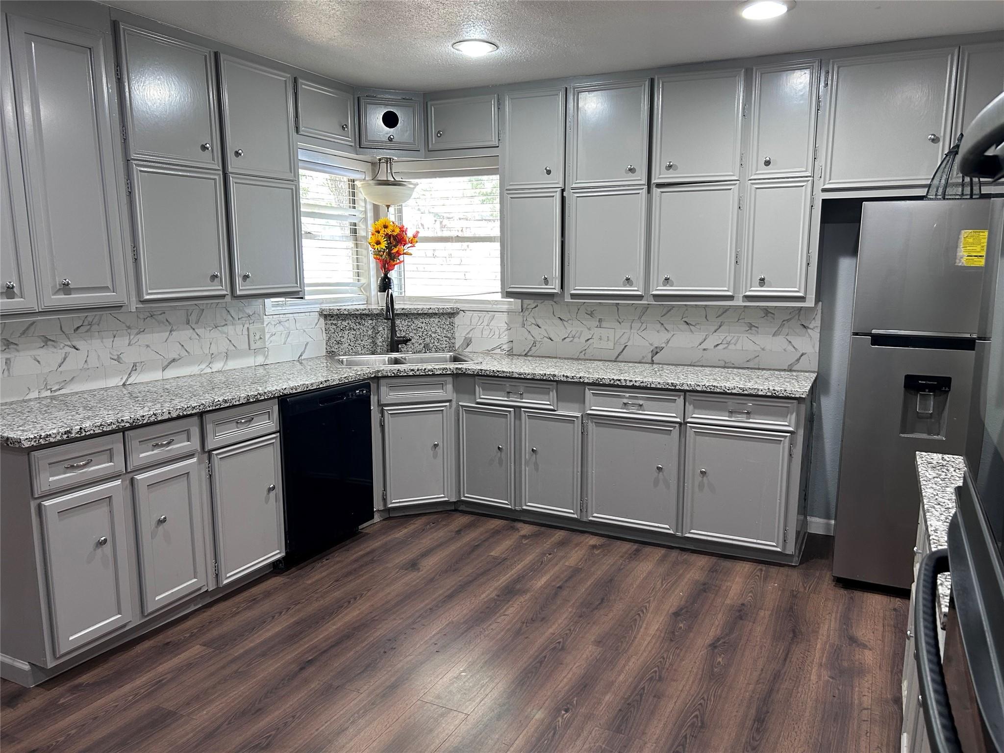 1212 Alamo Street