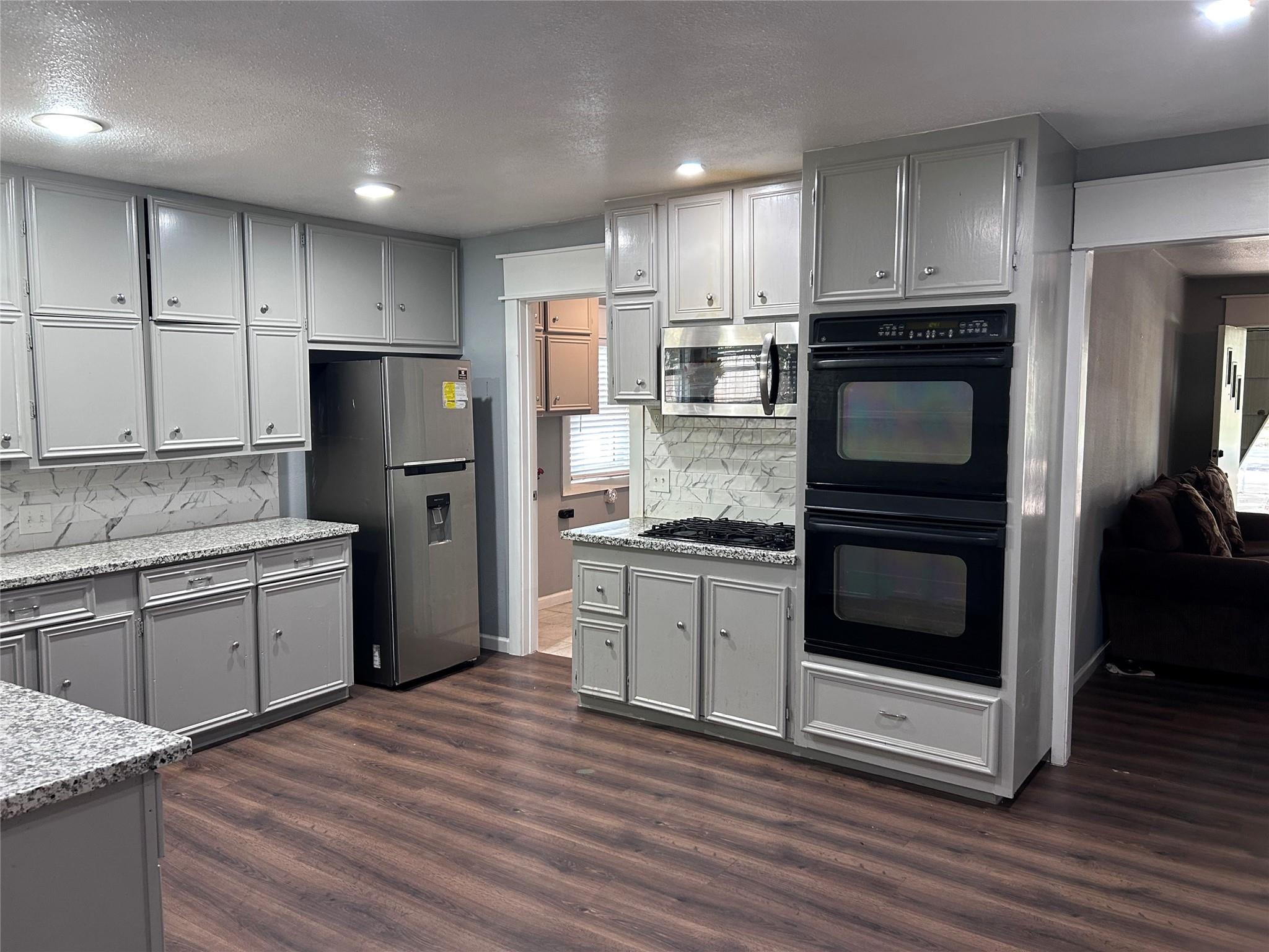 1212 Alamo Street